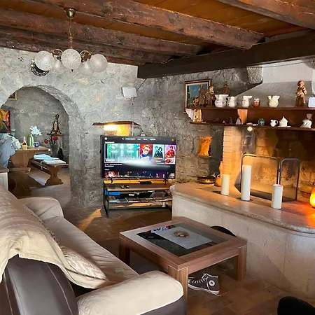 House Santa Chiara Istria * Lanisce